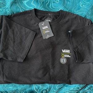 Men Vans • National Geographic T Shirt